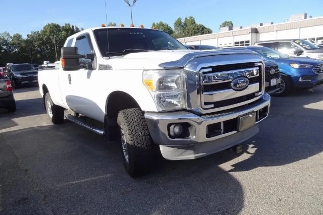 2012 Ford F-250 XLT photo 1