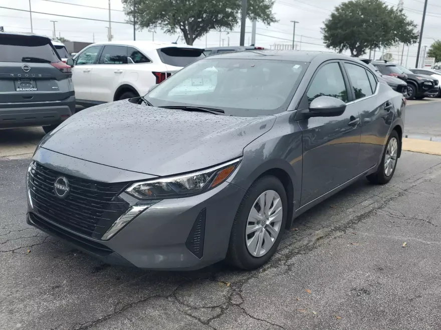 2024 Nissan Sentra S photo 1