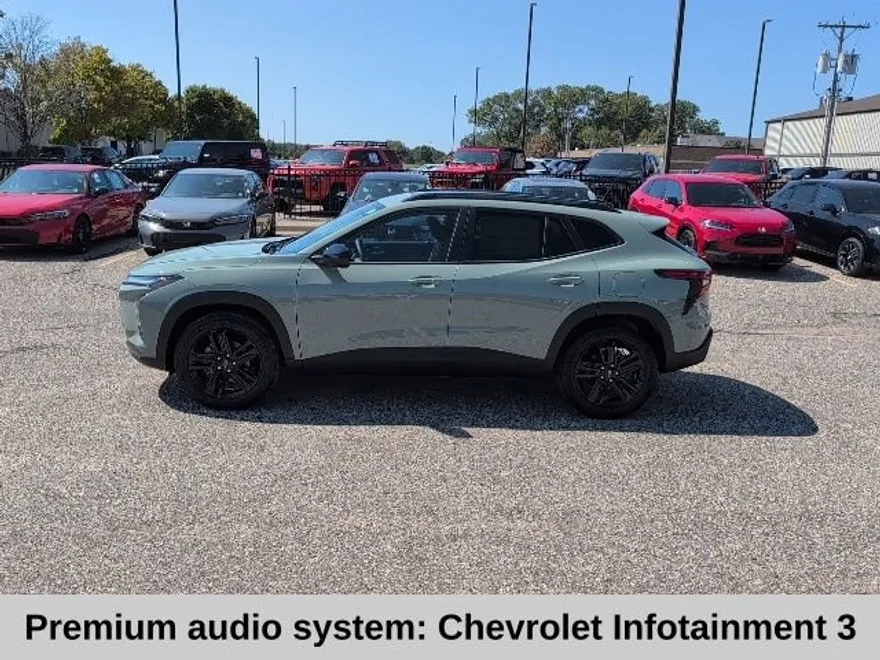 2026 Chevrolet Trax ACTIV photo 1