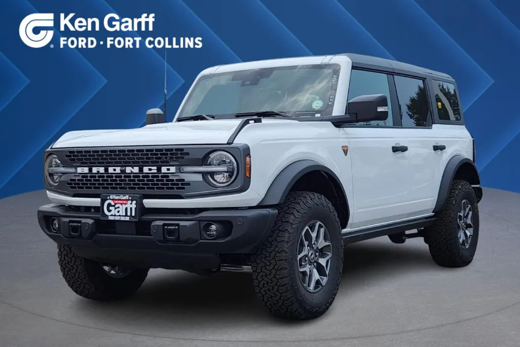 2025 Ford Bronco Badlands photo 1