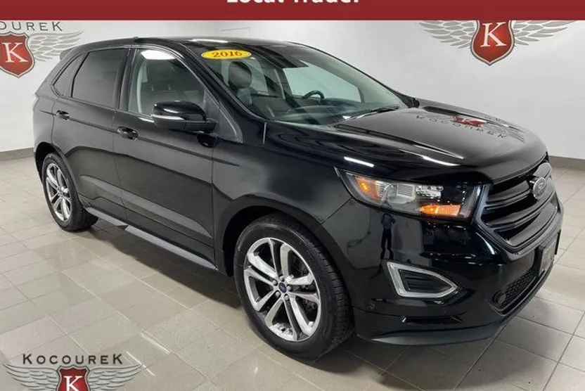 2016 Ford Edge Sport photo 1