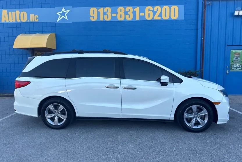 2019 Honda Odyssey EX-L photo 1