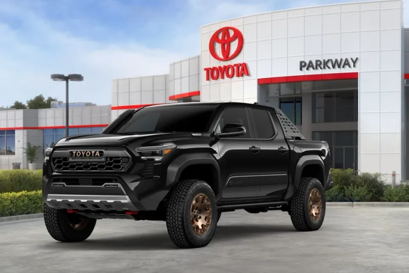 2025 Toyota Tacoma Trailhunter 4x4 Double Cab photo 1