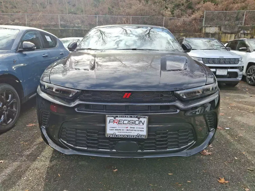2025 Dodge Hornet R/T Plus photo 2
