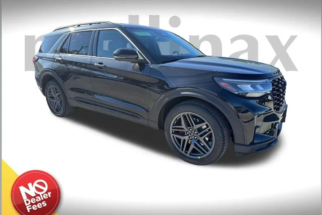 2025 Ford Explorer ST photo 1