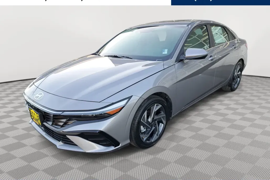 2025 Hyundai Elantra Hybrid Limited photo 1