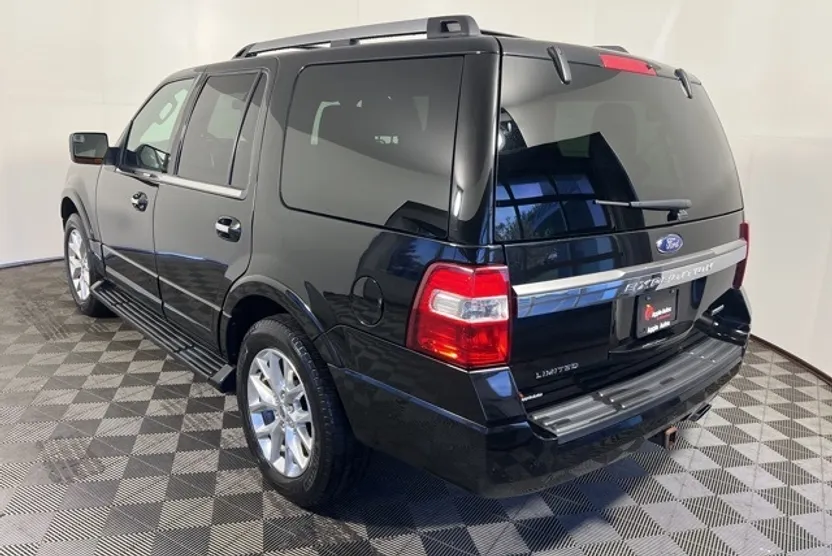 2017 Ford Expedition Limited photo 1