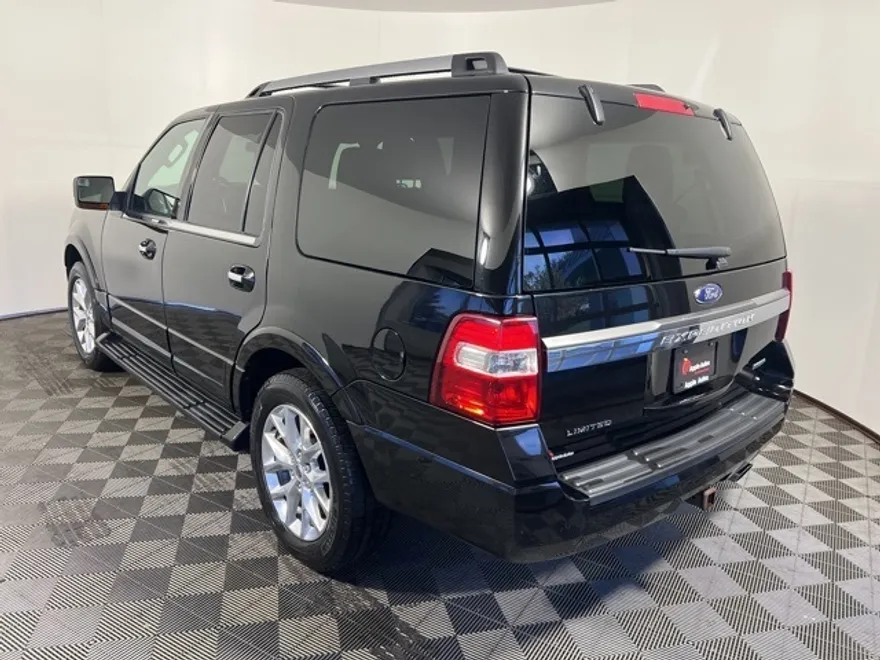 2017 Ford Expedition Limited photo 1