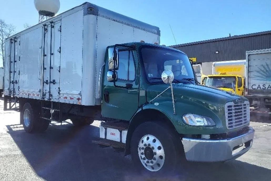 2018 Freightliner M2 106 Medium Duty photo 1