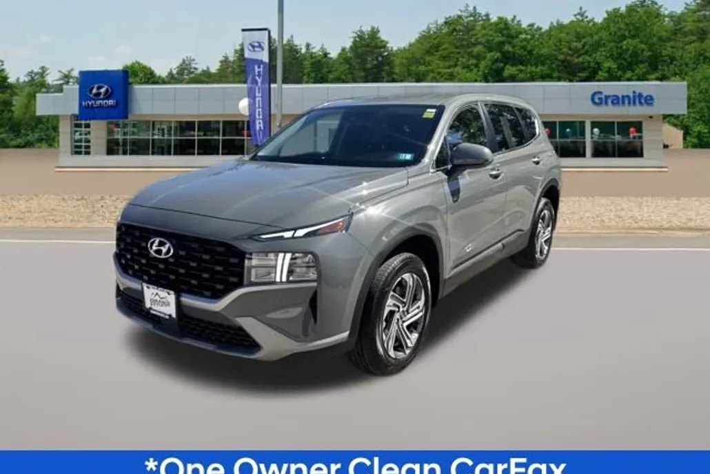 2023 Hyundai Santa Fe SE photo 1