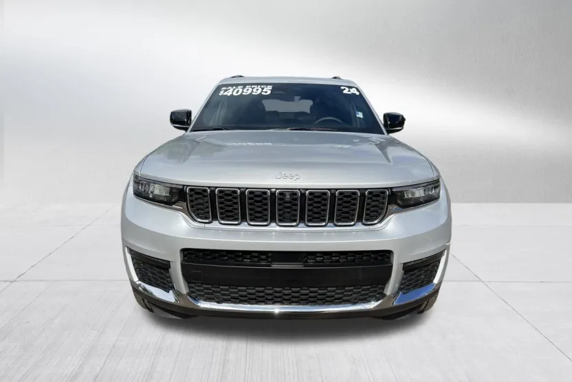 2024 Jeep Grand Cherokee Limited photo 1