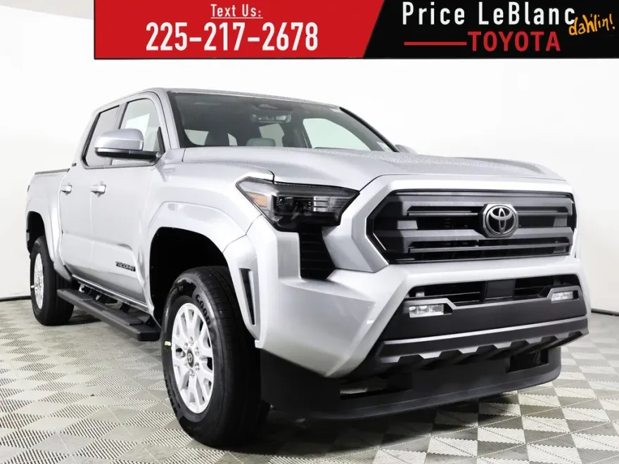 2025 Toyota Tacoma SR5 Double Cab photo 1
