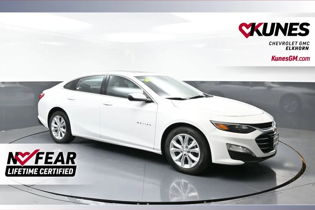 2024 Chevrolet Malibu 1LT photo 1