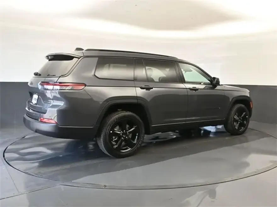 2025 Jeep Grand Cherokee Altitude X photo 1
