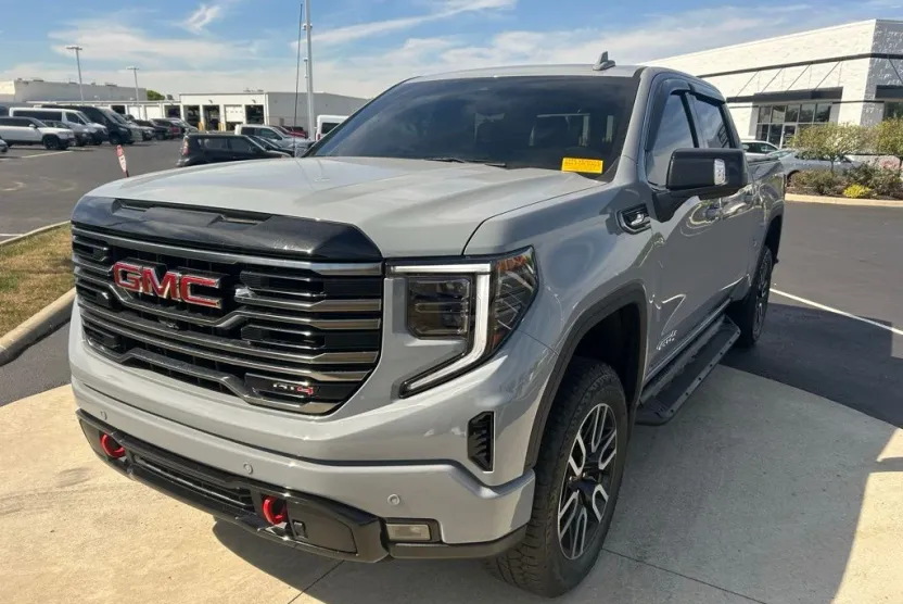 2025 Gmc Sierra 1500 AT4 photo 1