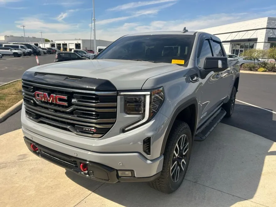2025 Gmc Sierra 1500 AT4 photo 1