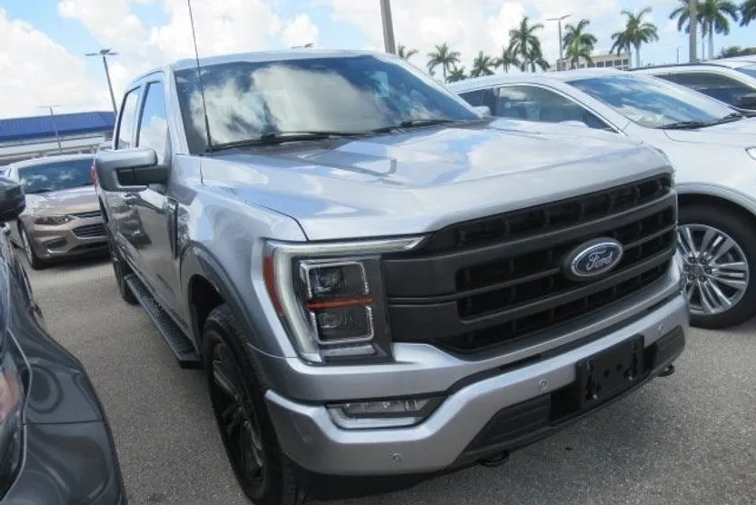 2022 Ford F-150 Lariat photo 1