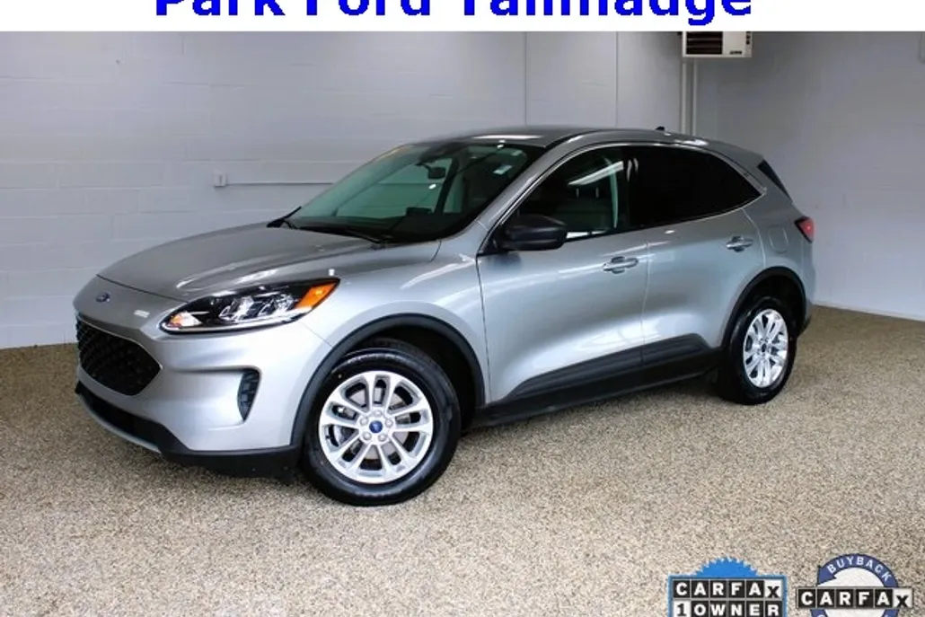 2022 Ford Escape SE photo 1