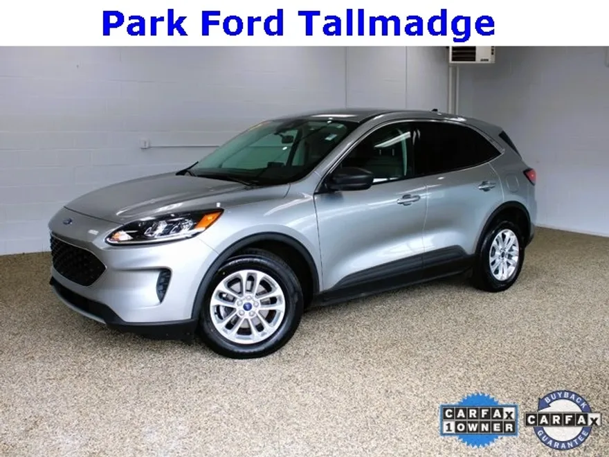2022 Ford Escape SE photo 1