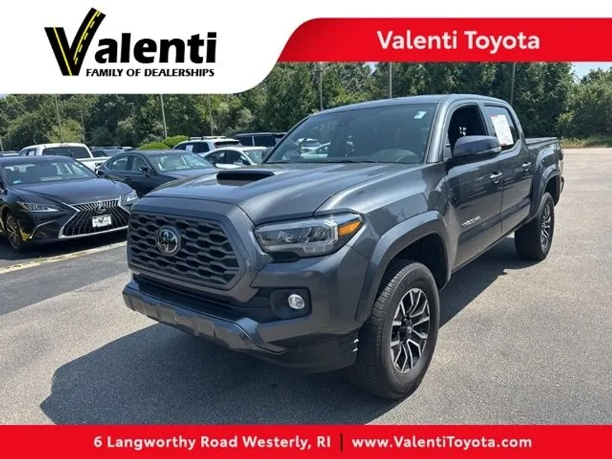 2023 Toyota Tacoma TRD Sport photo 1