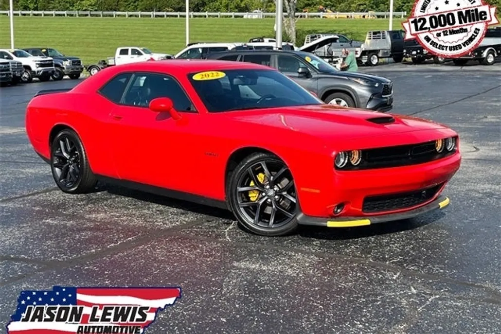 2022 Dodge Challenger R/T photo 1
