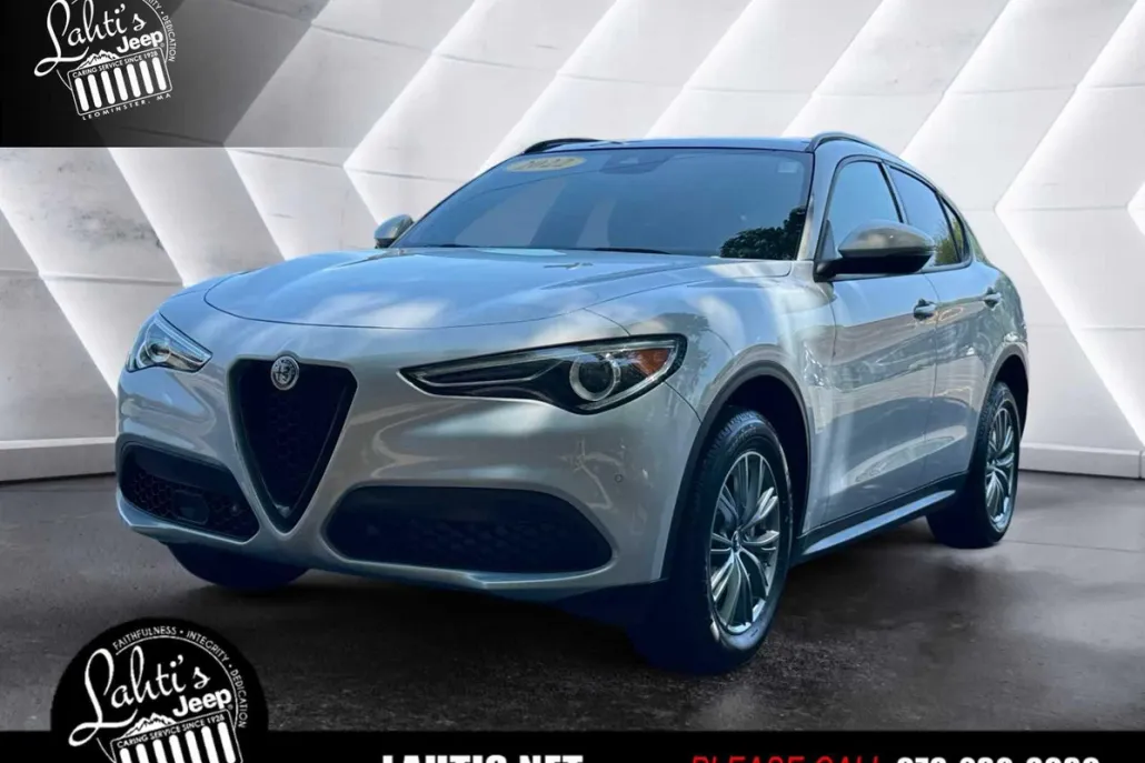 2022 Alfa Romeo Stelvio Sprint photo 1