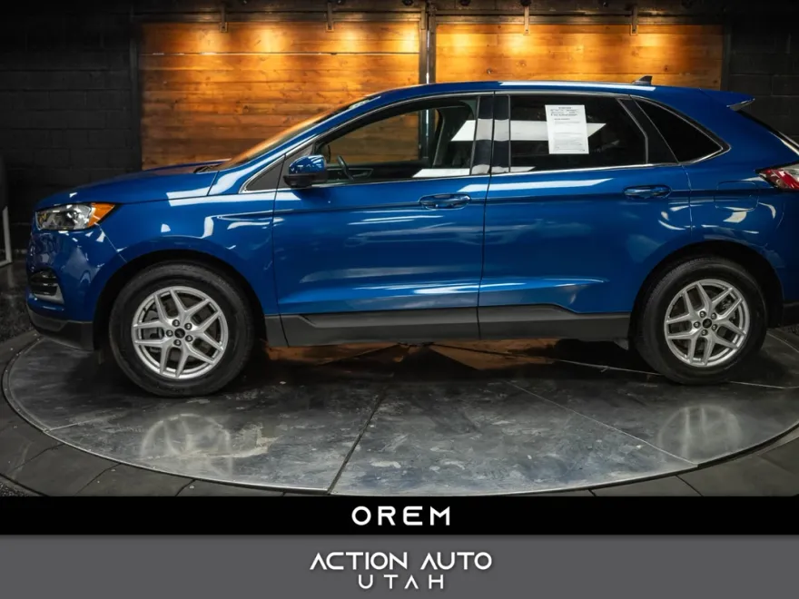 2023 Ford Edge SEL photo 1