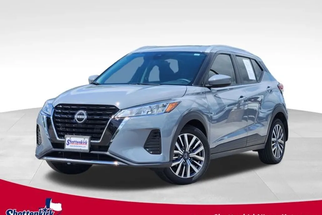 2023 Nissan Kicks SV photo 1