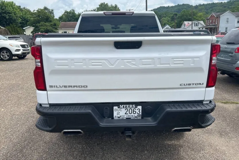 2019 Chevrolet Silverado 1500 Custom Trail Boss photo 1