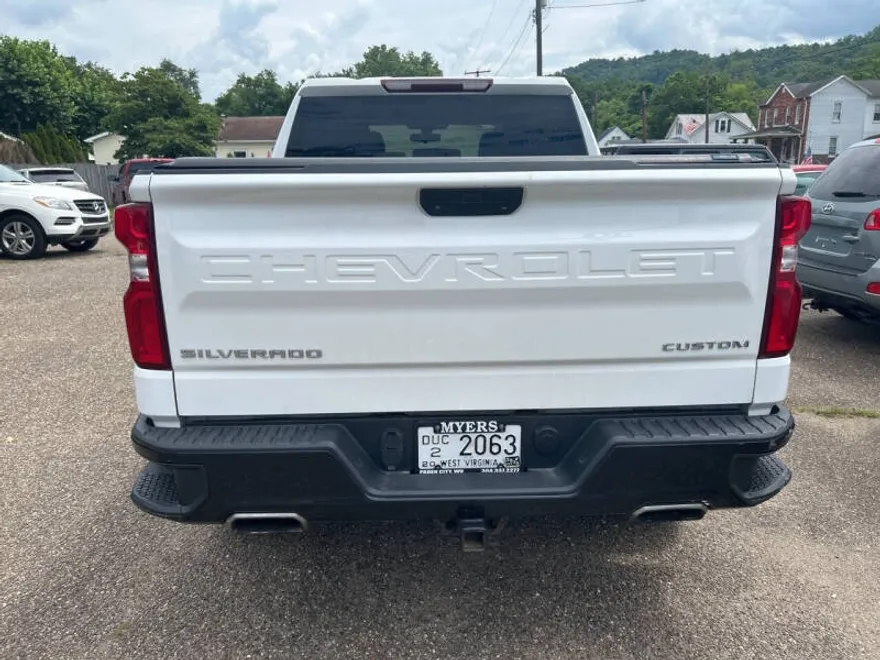 2019 Chevrolet Silverado 1500 Custom Trail Boss photo 1