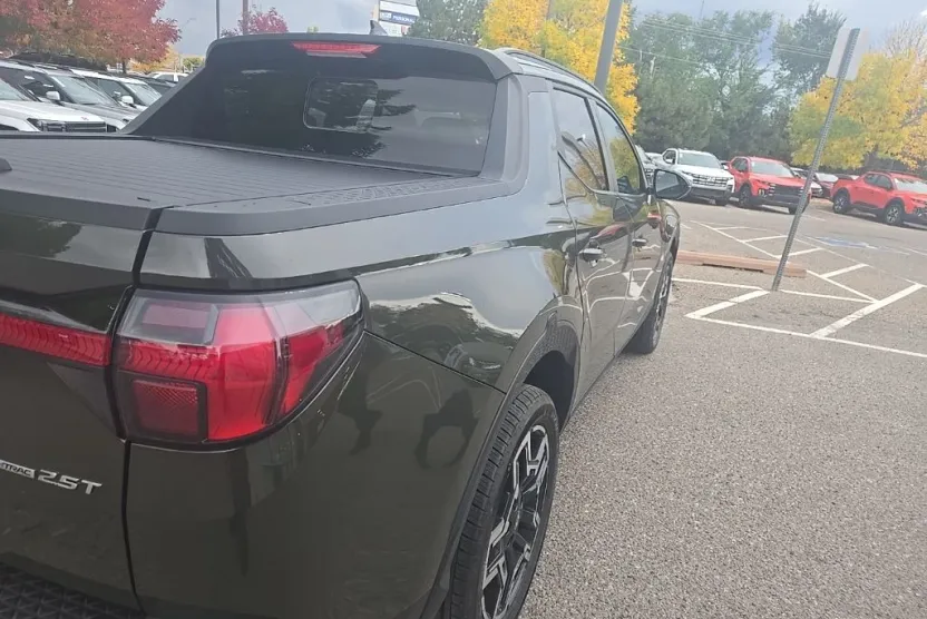 2025 Hyundai Santa Cruz Limited photo 1