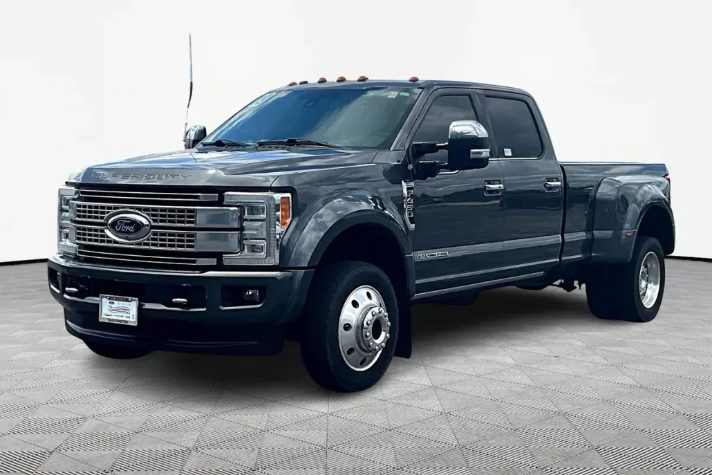 2018 Ford F-450 photo 1