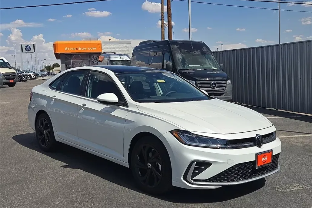 2025 Volkswagen Jetta 1.5T SE photo 1