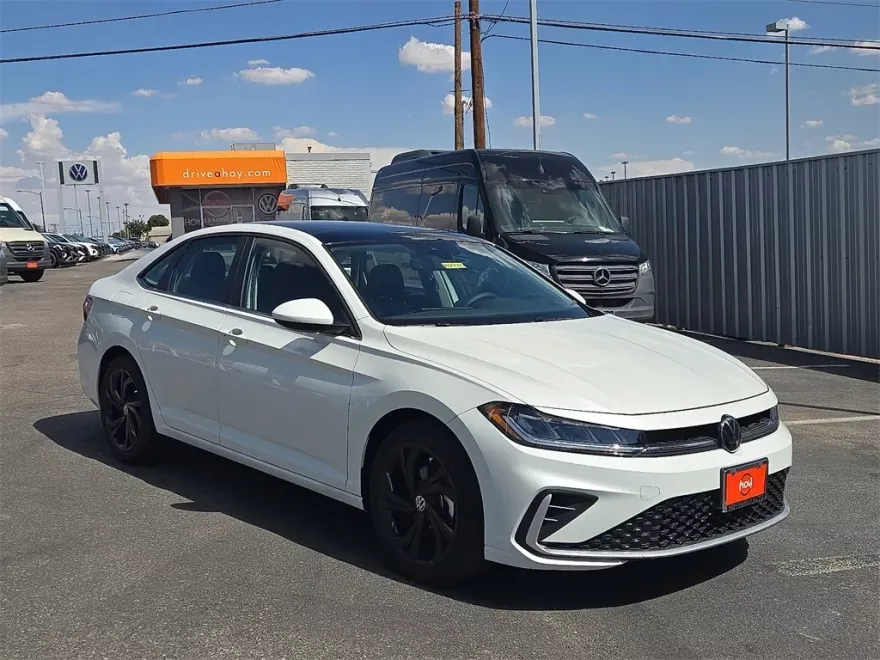 2025 Volkswagen Jetta 1.5T SE photo 1