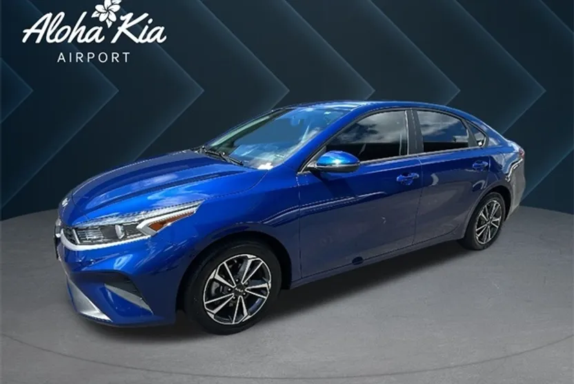 2023 Kia Forte LXS photo 1