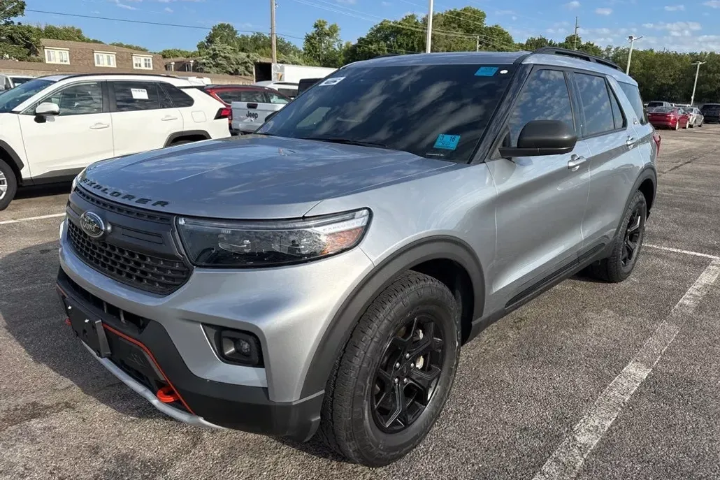 2022 Ford Explorer Timberline photo 1