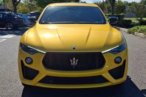2023 Maserati Levante Modena S photo 2