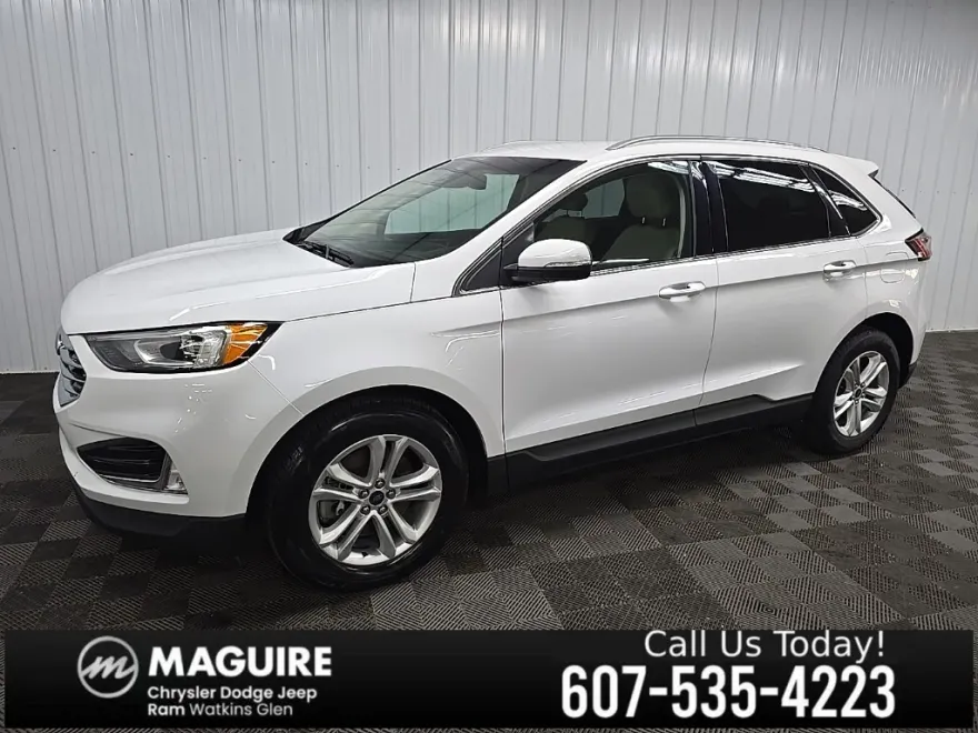 2020 Ford Edge SEL photo 1
