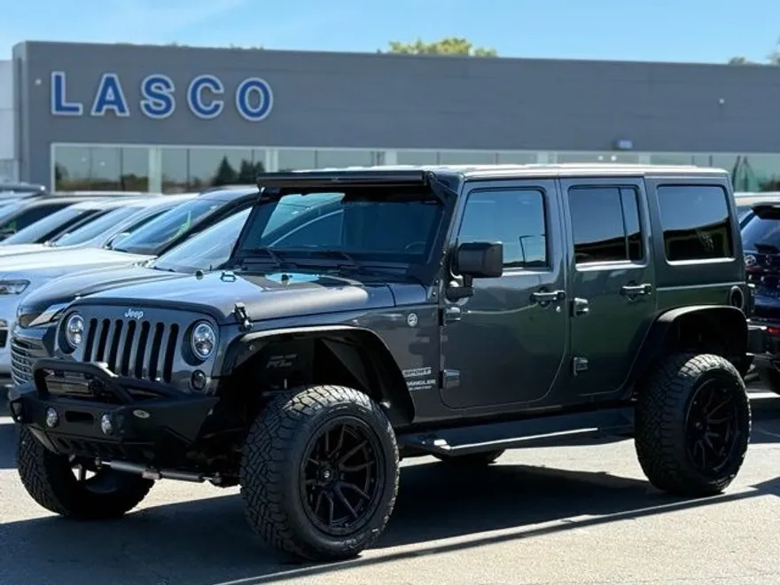 2017 Jeep Wrangler Unlimited Sport photo 1