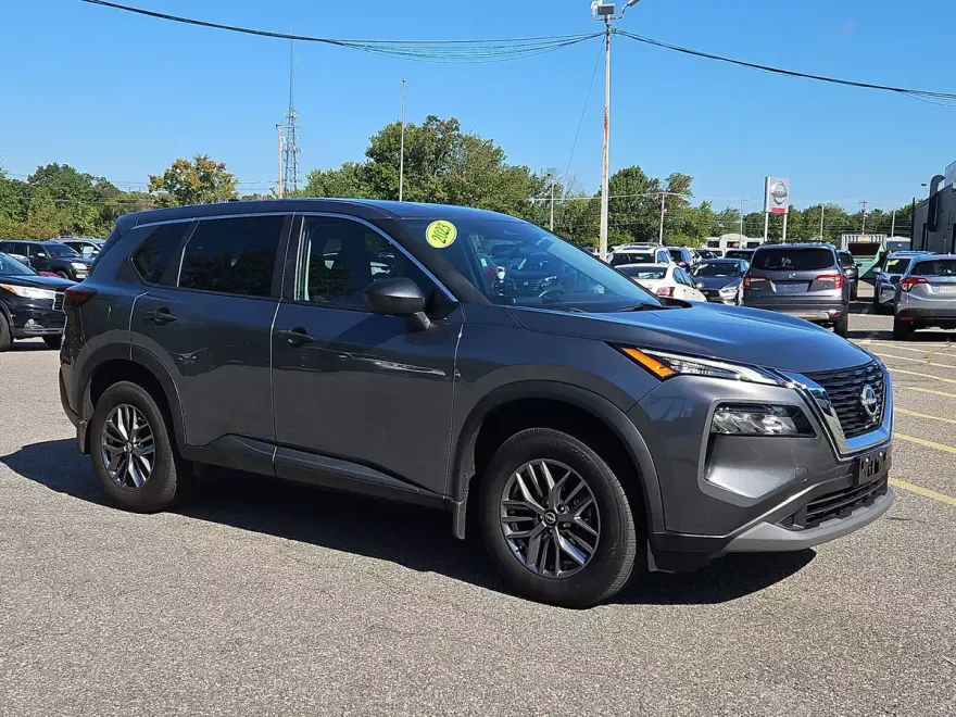2023 Nissan Rogue S photo 1