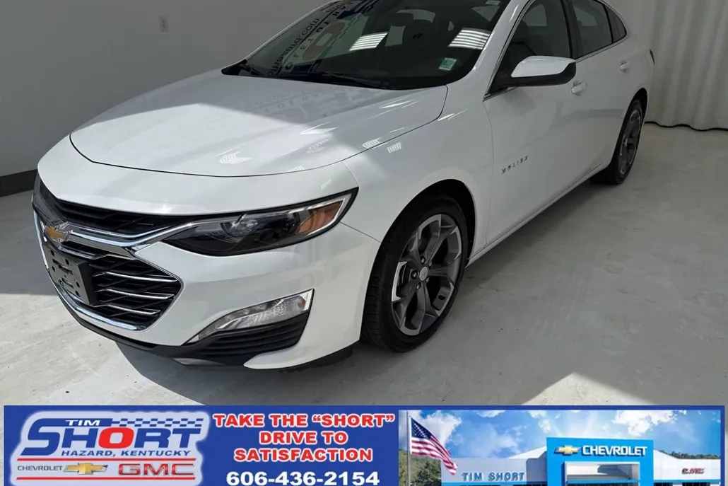 2024 Chevrolet Malibu 1LT photo 1