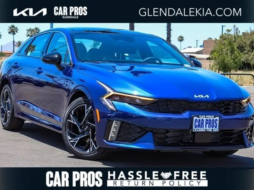 2025 Kia K5 GT-Line photo 1