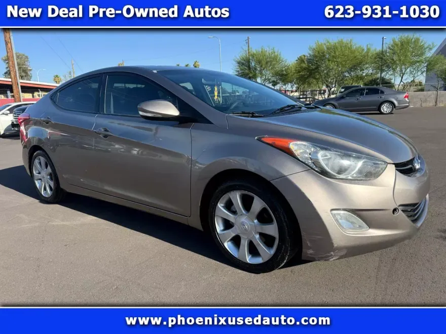 2012 Hyundai Elantra Limited photo 1