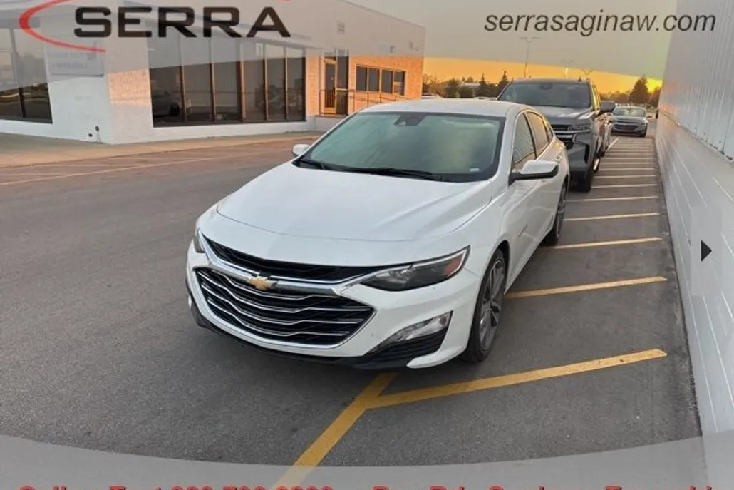 2023 Chevrolet Malibu 1LT photo 1