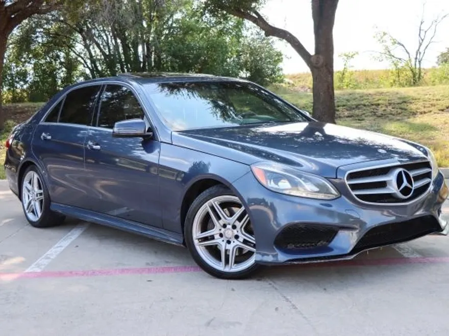 2014 Mercedes Benz E 350 4MATIC Sedan photo 1