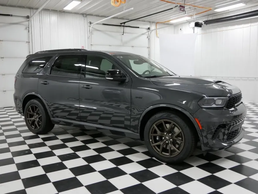 2025 Dodge Durango R/T Plus photo 1
