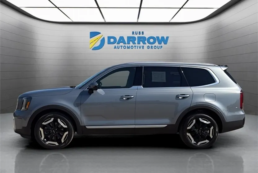 2025 Kia Telluride S photo 1