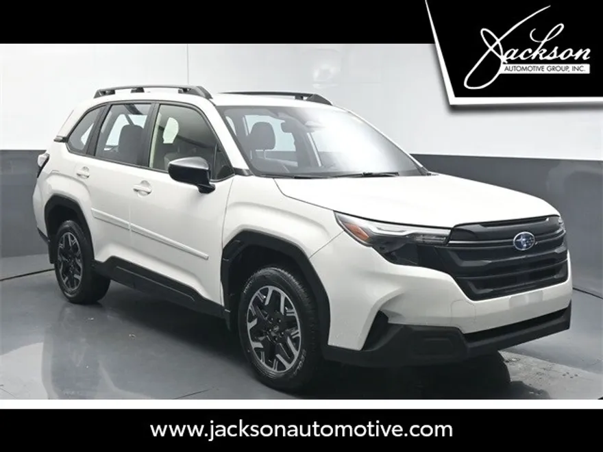 2025 Subaru Forester Base photo 1