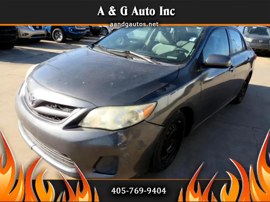 2011 Toyota Corolla photo 1