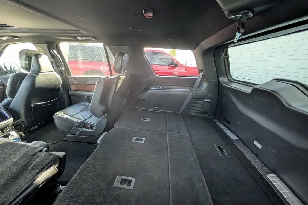 2023 Lincoln Navigator Reserve photo 1